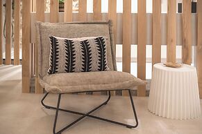 Apollonos 28 Luxury Suites