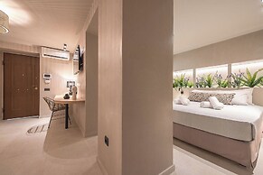 Apollonos 28 Luxury Suites