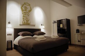 LA PIPISTRELLE B&B HOTEL