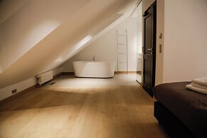 LA PIPISTRELLE B&B HOTEL