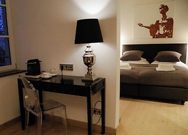 LA PIPISTRELLE B&B HOTEL