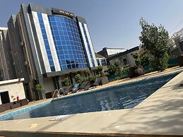 Hôtel Saha Land Palace