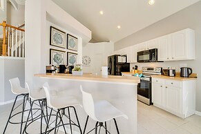 3 Mi to Disney: Family-friendly Home!