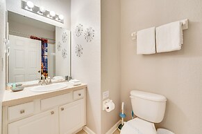 3 Mi to Disney: Family-friendly Home!