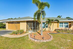 4 Mi to Lakes Park: Family Home in Fort Myers!