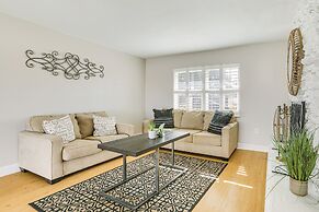 4 Mi to Lakes Park: Family Home in Fort Myers!