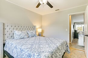 4 Mi to Lakes Park: Family Home in Fort Myers!