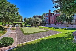 Walk to Papago Park: Condo in Phoenix