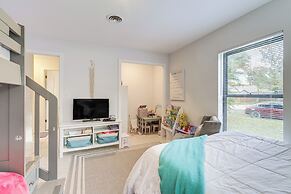 6 Mi to Shore: Vero Beach Family Home