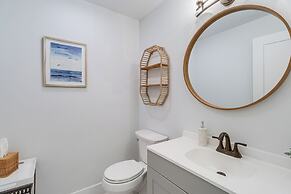 6 Mi to Shore: Vero Beach Family Home