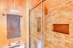 2 Mtn-view Decks + Natural Spring: Durango Retreat