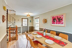 2 Mtn-view Decks + Natural Spring: Durango Retreat