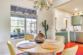 Gazebo, Patios & Grill: Colorful Tucson Retreat!