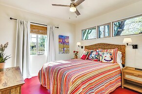 Gazebo, Patios & Grill: Colorful Tucson Retreat!