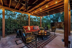 Gazebo, Patios & Grill: Colorful Tucson Retreat!
