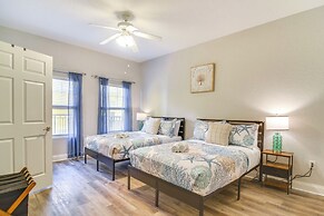 Short Walk to Bay & Ocean: Treasure Island Condo