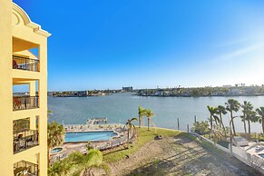 Short Walk to Bay & Ocean: Treasure Island Condo