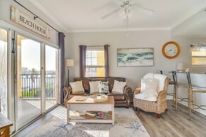 Short Walk to Bay & Ocean: Treasure Island Condo