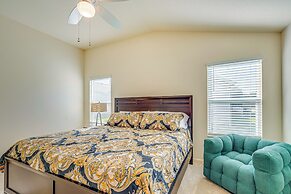 Golf, Shop & Unwind: Lovely Home in The Villages!