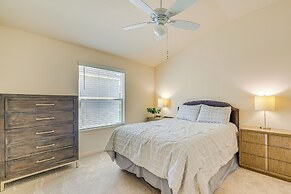 Golf, Shop & Unwind: Lovely Home in The Villages!