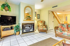 Community Pool: St Augustine Condo Near Beaches