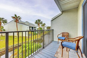 Community Pool: St Augustine Condo Near Beaches
