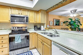 Community Pool: St Augustine Condo Near Beaches