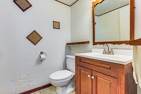 Community Pool: St Augustine Condo Near Beaches