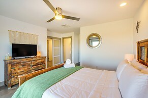 12 Mi to Joshua Tree NP: Desert Retreat w/ Views!