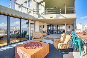 Luxe Dtwn Reno Penthouse ~ 3 Mi to Casinos!