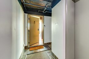 Luxe Dtwn Reno Penthouse ~ 3 Mi to Casinos!