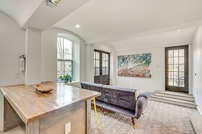Walk to Waterfront: Chic Hudson Valley Garden Apt