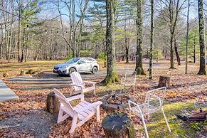 Mtn Views + On-site Hiking Trails: Catskills Cabin