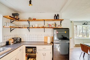 Mtn Views + On-site Hiking Trails: Catskills Cabin