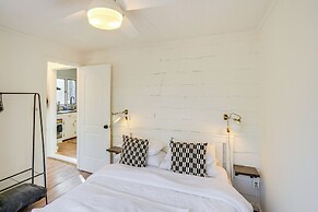 Mtn Views + On-site Hiking Trails: Catskills Cabin