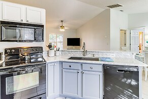 Private Yard & Screened Patio: Sunny Sebastian Gem