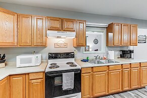 Kentucky Lake Retreat Near Marina & Launch!
