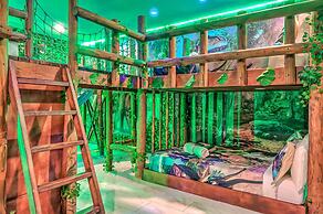 2852 Ultimate Retreat for Your Family 9 Bedrooms