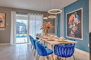 2852 Ultimate Retreat for Your Family 9 Bedrooms