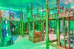 2852 Ultimate Retreat for Your Family 9 Bedrooms