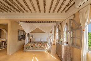 Amani House 5 Bedrooms Sleeps 10