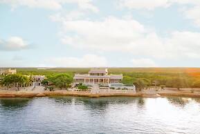 Amani House 5 Bedrooms Sleeps 10