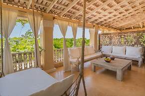 Amani House 5 Bedrooms Sleeps 10
