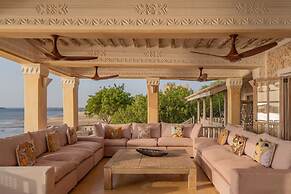 Amani House 5 Bedrooms Sleeps 10