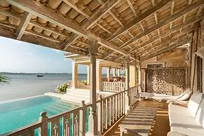 Amani House 5 Bedrooms Sleeps 10