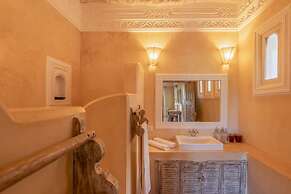 Amani House 5 Bedrooms Sleeps 10