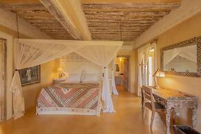 Amani House 5 Bedrooms Sleeps 10