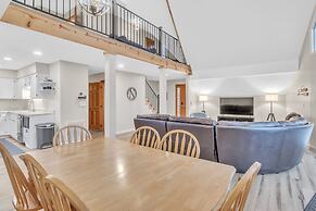 Deerfield Hideaway At Old Rocky 5 Bedroom Home