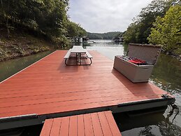 Deerfield Hideaway At Old Rocky 5 Bedroom Home