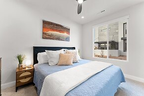 Oasis Retreat 5 Bedroom Townhouse